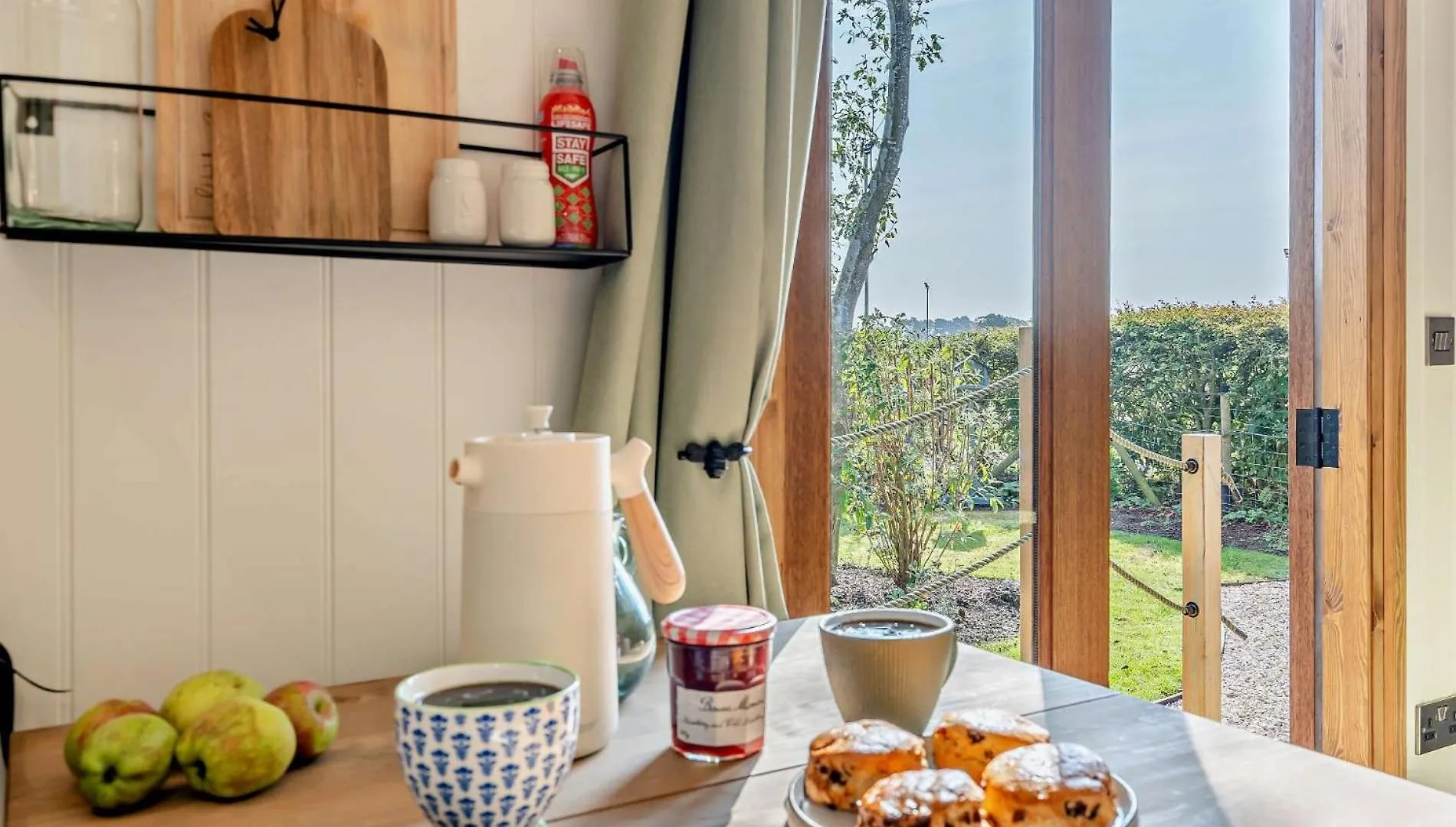 1 Bed In South Queensferry 95472 Broxburn