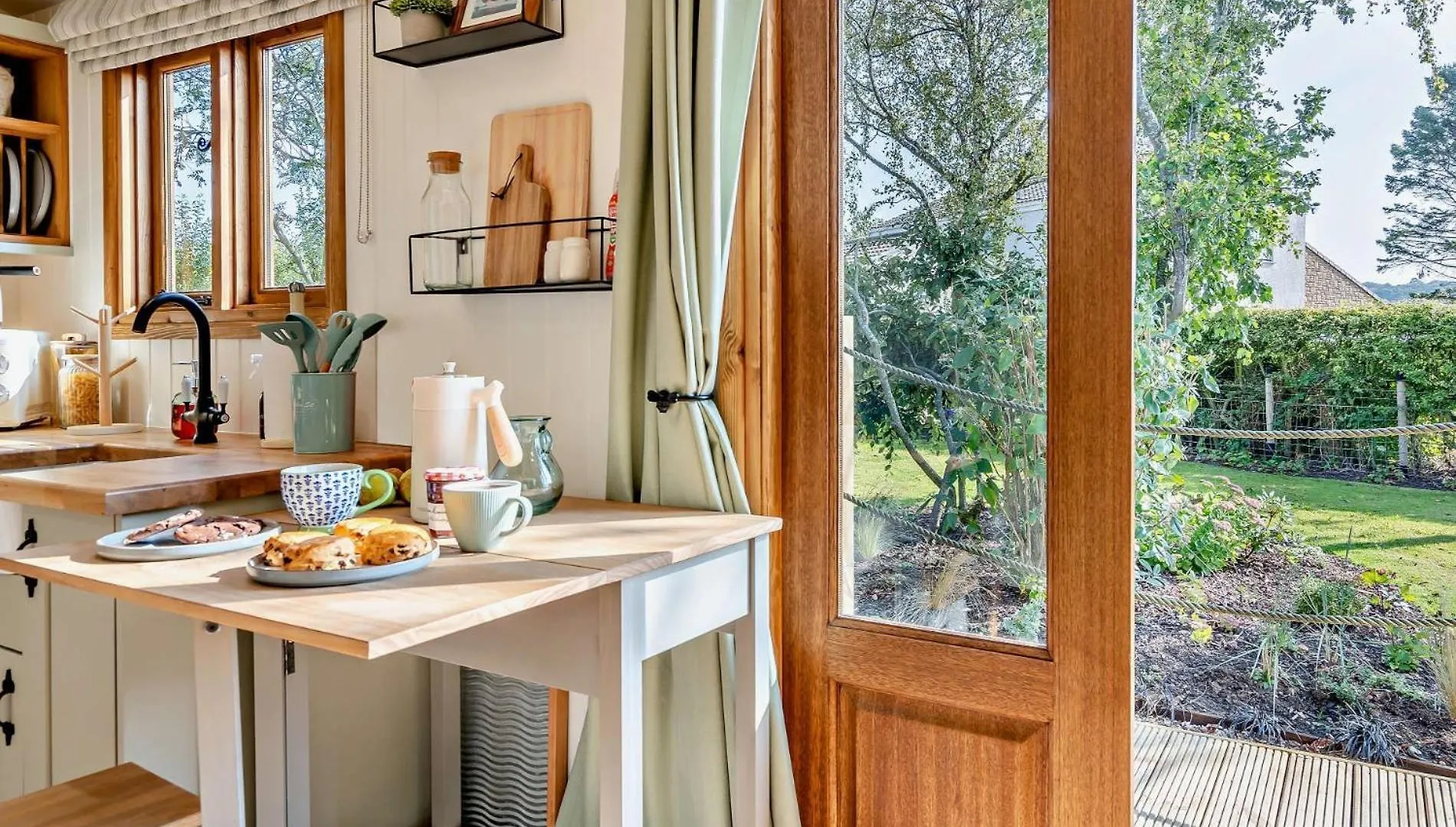 1 Bed In South Queensferry 95472 Broxburn 0*,  United Kingdom
