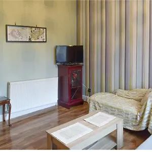  Apartment 1 Bed In The Outskirts Of Edinburgh, Free Wifi & Street Parking, Self-catering
